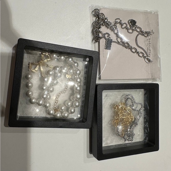 Neckless - Picture 4 of 4